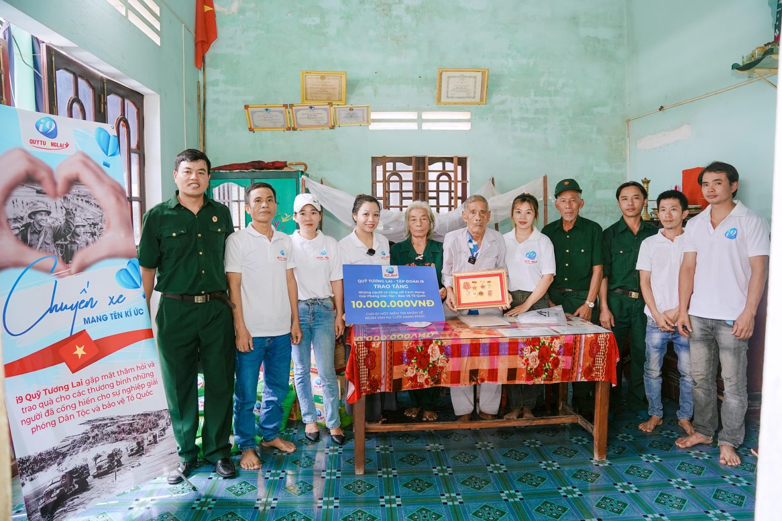 Hình ảnh minh họa lợi ích khi chọn taixiuonline, bao gồm đa dạng trò chơi, ưu đãi và cộng đồng